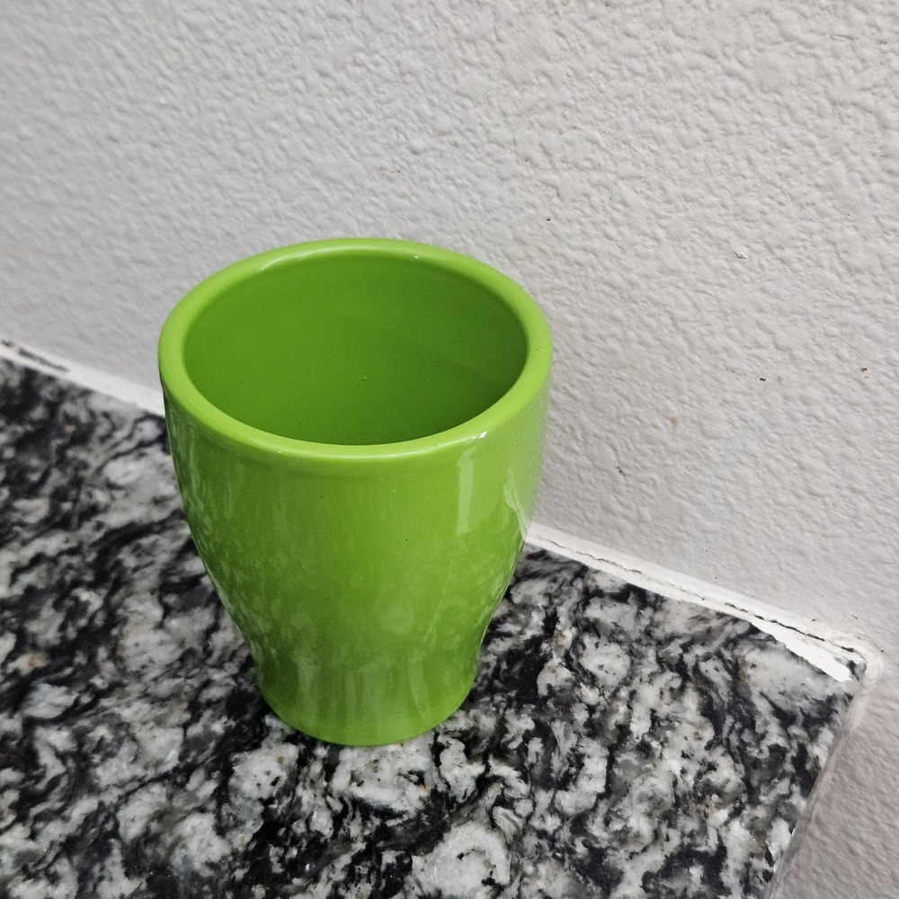 3in‎ Bright green ceramic crafted fairy castle made in Germany
